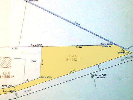 Terrain de 1582m� Hors lotissement, en 2�me ligne, possibilit� de faire une maison de 127m� +  garage
